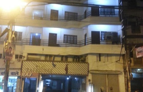 Soraon Hotel | Budget-Friendly Stay at Hotel Raj With Breakfast Included