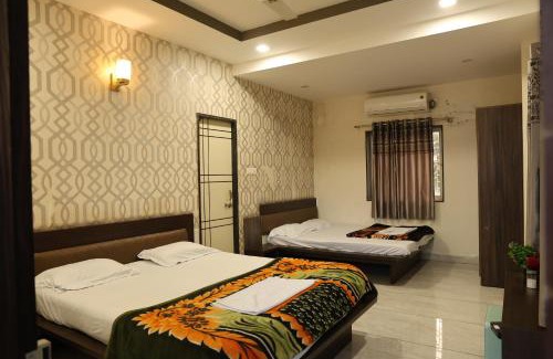 Khubi Hotel | Hotel Rajadhiraj