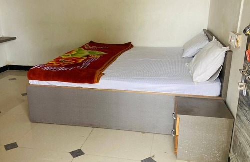 Shiv Hotel | Hotel RajKamal