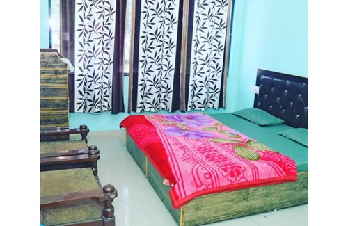 Pipalkoti House | Discover Hotel Rajput in Pipalkoti - Pet Friendly & Family Easy