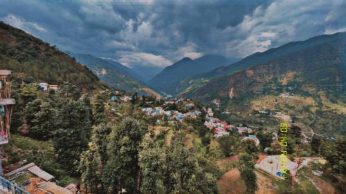 Guptkashi Hotel | Discover Hotel Rajshree Palace: Family-Friendly & Top Rated