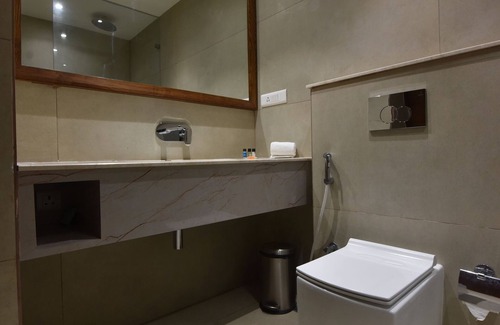 Civil Lines Hotel | Discover Comfort at Hotel Rama Continental: Family-Friendly Stay