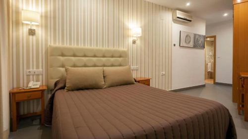 Merida Old Town Hotel | Central Hotel Rambla Emérita: Family-Friendly Retreat