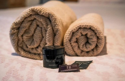 Jimena de la Frontera Hotel | Inviting Hotel Rancho Los Lobos: Pool, Spa & Family Friendly