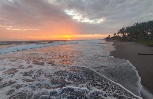 Los Zorros Hostel | Hotel Rancho Tranquilo Beach
