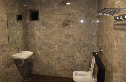 Bhuj Hotel | HOTEL RANN FRONT