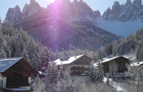 Funes Hotel | Discover Hotel Ranuimüllerhof: Family-Friendly & Pet Welcoming