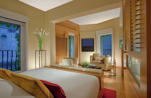 Rione V Ponte Hotel | Eco-Friendly Elegance at Bio Hotel Raphaël - 5 Stars