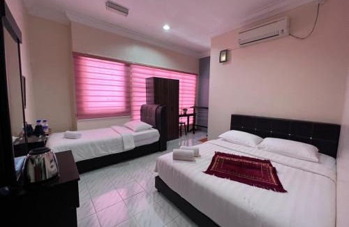 Kampung Telaga Papan Hotel | Discover HOTEL RAUDHAH Kerteh: Family-Friendly Retreat