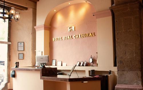 Tula de Allende Hotel | Budget-Friendly Hotel Real Catedral with Breakfast & Family Care