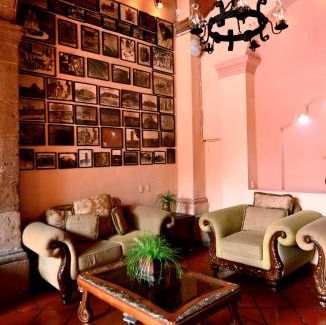 Tula de Allende Hotel | Budget-Friendly Hotel Real Catedral with Breakfast & Family Care