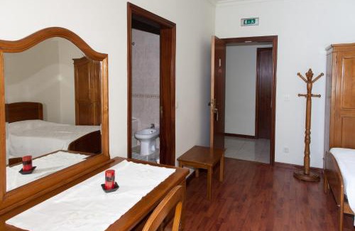 Agueda Hotel | Relax at Residencial O TRINDADE with Pool and Dining