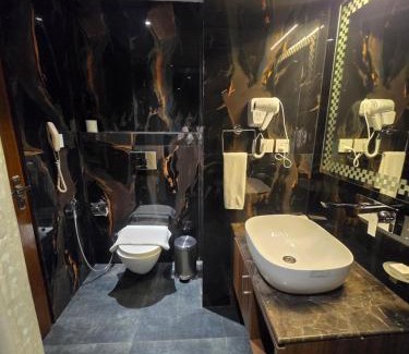 Bara Banki Hotel | Hotel Regal Club and Resort