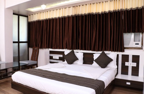 Vasai East Hotel | Discover Comfort at Hotel Regency Vasai with Family Amenities