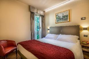 Carrobbio Hotel | Discover Hotel Regina: Pet-Friendly Stay with Breakfast Included