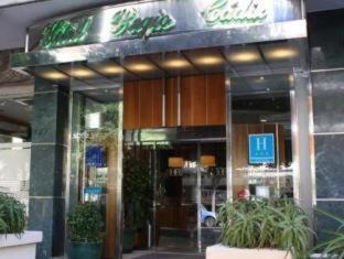 Cadiz Hotel | Elegant Hotel Regio Cádiz: Family-Friendly with Dining Options