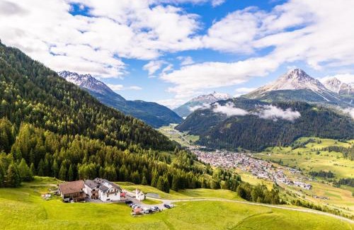 Nauders Hotel | Unforgettable Stay at Hotel Regnum Zegg - Oceanfront Bliss