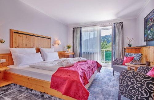 Maibrunn Hotel | Experience Tranquility at Hotel Reinerhof - 4 Star Getaway