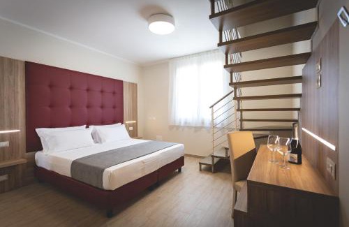Rosignano Marittimo Hotel | Guest Rated Hotel Residence Vallecorsa with Top Amenities