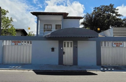 Flores House | Welcome to Hotel Residencial Manaus Flores - Family-Friendly Stay