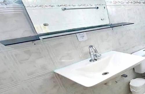 Flores House | Welcome to Hotel Residencial Manaus Flores - Family-Friendly Stay