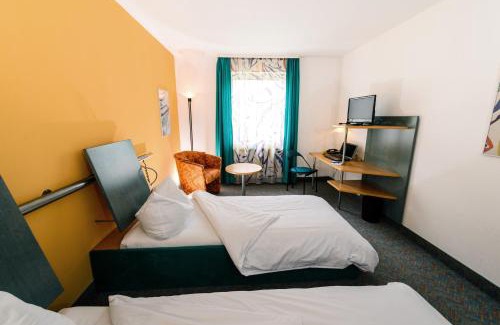Feuchtwangen Hotel | Pet-Friendly Retreat at Hotel Residenz - Family Approved!