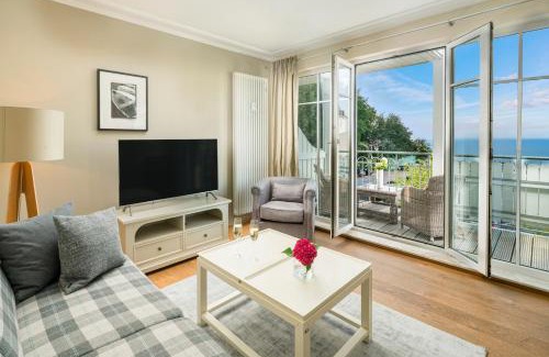 Kuehlungsborn Hotel | Relaxing Hotel Residenz Waldkrone Kühlungsborn with Oceanfront Spa