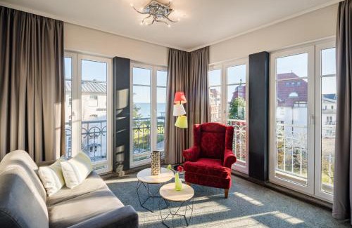 Kuehlungsborn Hotel | Relaxing Hotel Residenz Waldkrone Kühlungsborn with Oceanfront Spa