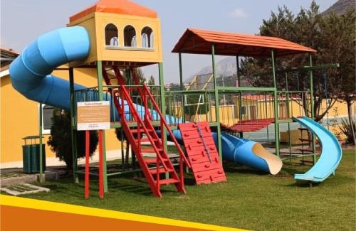 Mecapaca Hotel | Discover HOTEL RESORT SALQUIS: 5-Star Luxury Awaits