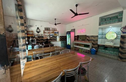 Rajgarhi Hotel | Discover Hotel Rest and Bite: Ideal for Families & Dining
