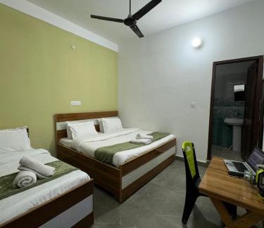 Rajgarhi Hotel | Discover Hotel Rest and Bite: Ideal for Families & Dining