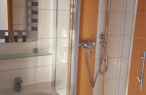 Heidenau Hotel | Family-Friendly Hotel & Restaurant Ausspann with Pool Access