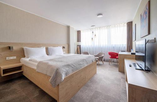 Jicin Hotel | Premier Amenities Await at Hotel reSTART Superior, 4-Star
