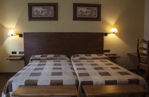 Motilla del Palancar Hotel | Pet-Friendly Retreat at Hotel Restaurante Setos
