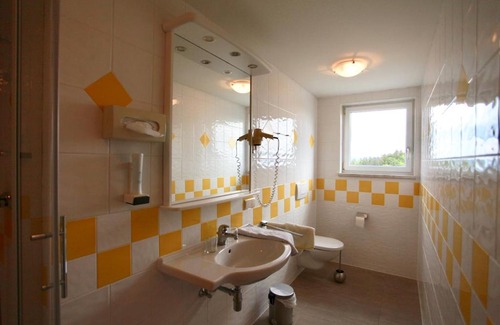 Eugendorf Hotel | Oceanfront Hotel-Restaurant am Hochfuchs with Top Amenities