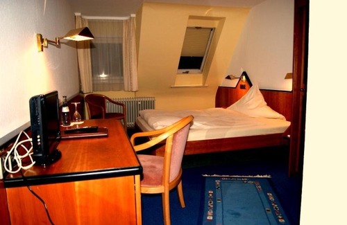 Freudenstadt Hotel | Cozy Hotel Restaurant Bären: A Delightful Dining Escape
