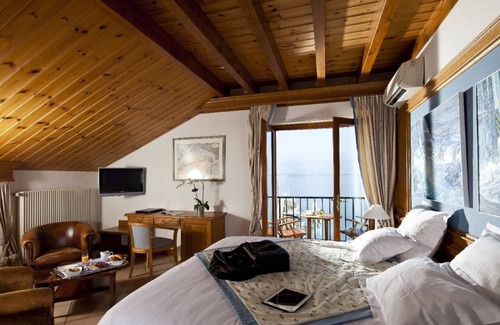 Yvoire Hotel | Exceptional Hotel Restaurant Du Port with Spa & Family Options