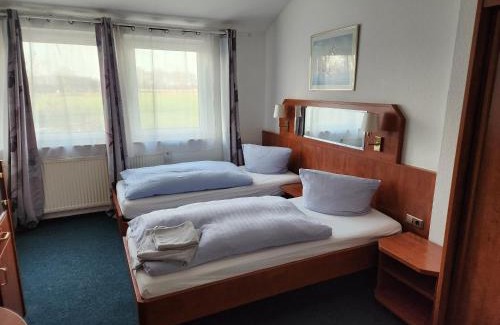 Etz Hotel | Pet-Friendly Retreat at Hotel Heidekrug in Pinneberg