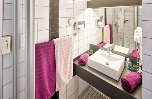 Gaertringen Hotel | Inviting Hotel-Restaurant Kerzenstüble with Family-Friendly Perks