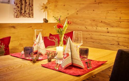 Gaertringen Hotel | Discover Hotel Restaurant Kerzenstüble: Pet-Friendly Stay