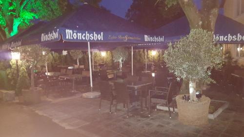 Feuchtwangen Hotel | Pet-Friendly Hotel Restaurant Platamon: Family-Focused Stay