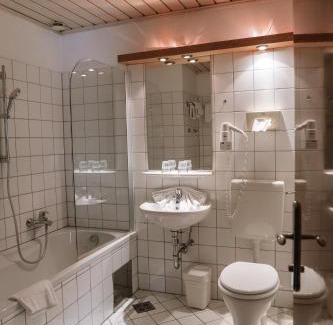 Leibnitz Hotel | Pet-Friendly Hotel Restaurant Römerhof with Ocean View Pool