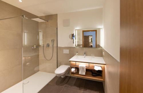Erbach Hotel | Discover Hotel Restaurant Zur Linde: Pet Friendly Escape