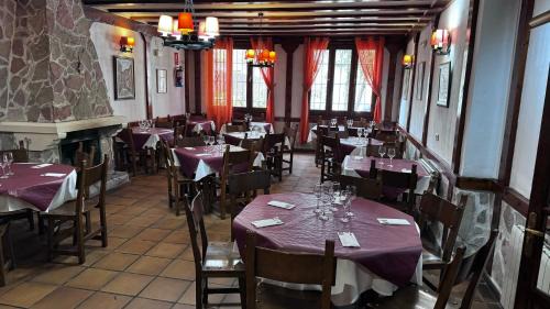 Vega del Codorno Hotel | Relaxing Stay at Hotel Restaurante Rio Cuervo with Dining