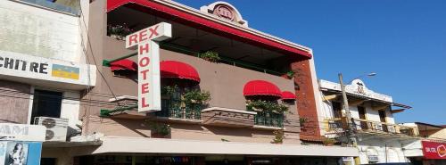 Chitre Hotel | Budget-Friendly Hotel Rex: Family-Friendly with Breakfast