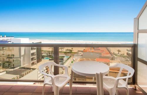 Grau i Platja Hotel | Experience Relaxation at Hotel RH Gijón & Spa with Pool