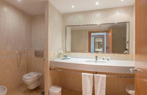 Calpe Hotel | Oceanfront Bliss at Hotel RH Ifach - 4-Star Retreat