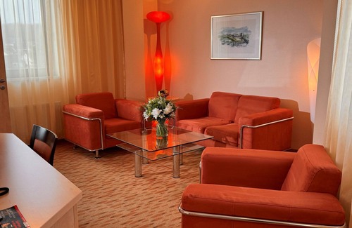 Bottrop Hotel | Comfortable Hotel Rhein-Ruhr Bottrop with Family Amenities
