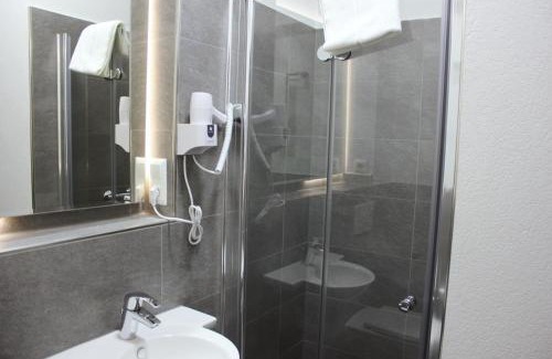 Rheinfelden Hotel | Discover Hotel Rheinbrücke: Pet-Friendly & Family-Oriented