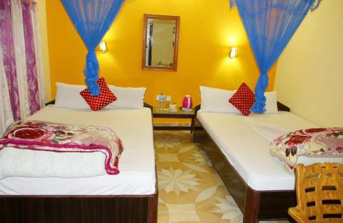 Sauraha Bed & Breakfast | Pet-Friendly Hotel Rhino Land with Spa & Restaurant in Sauraha
